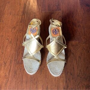 Tory Burch Gold Espadrille Wedge Sandals | Size 8